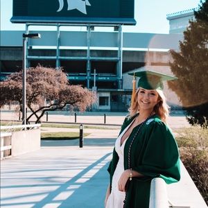 Meet your Posher, Maddie